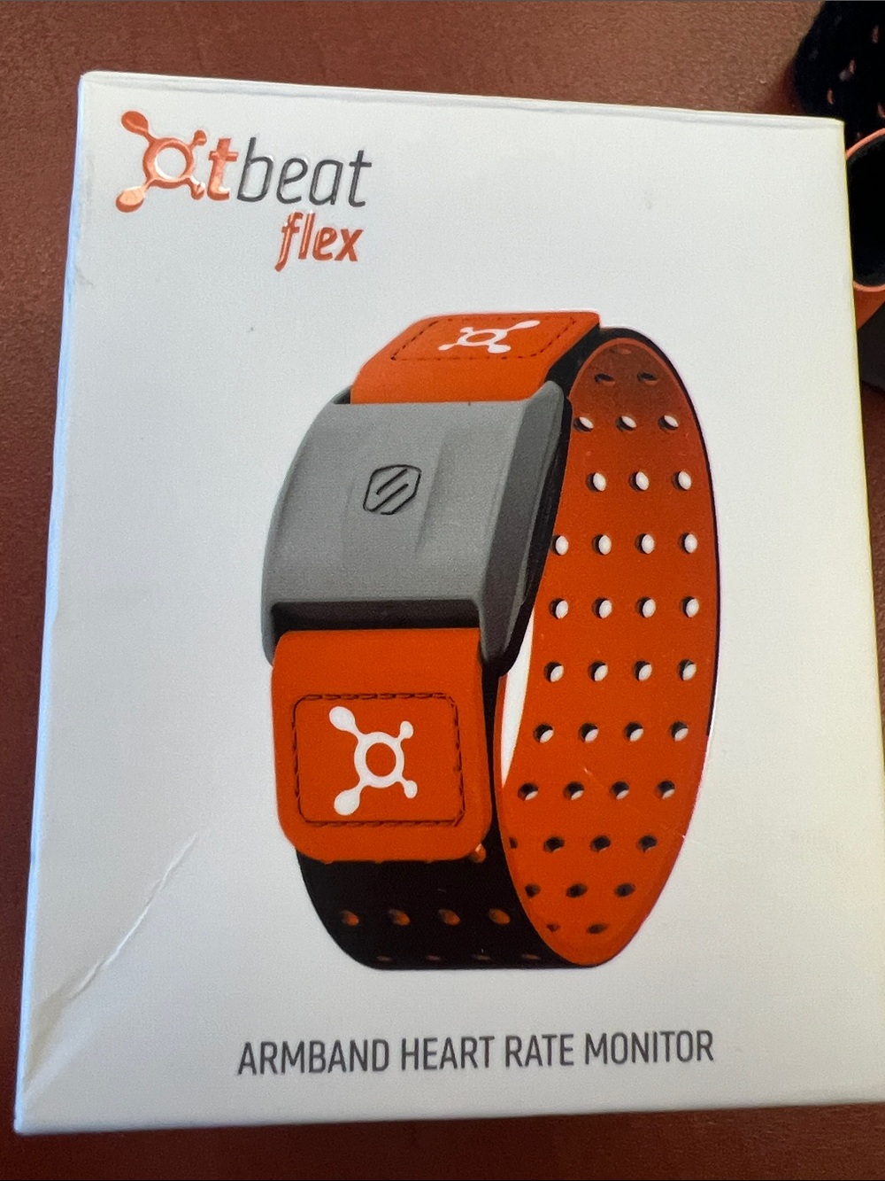 Orangetheory OT Beat Flex Armband Heart Rate Monitor with USB Charger - Picture 7 of 7
